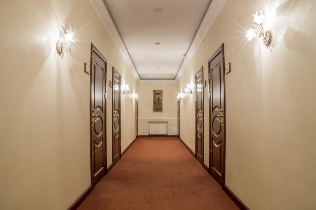 Ar Nuvo Hotel Karagandy Exterior foto